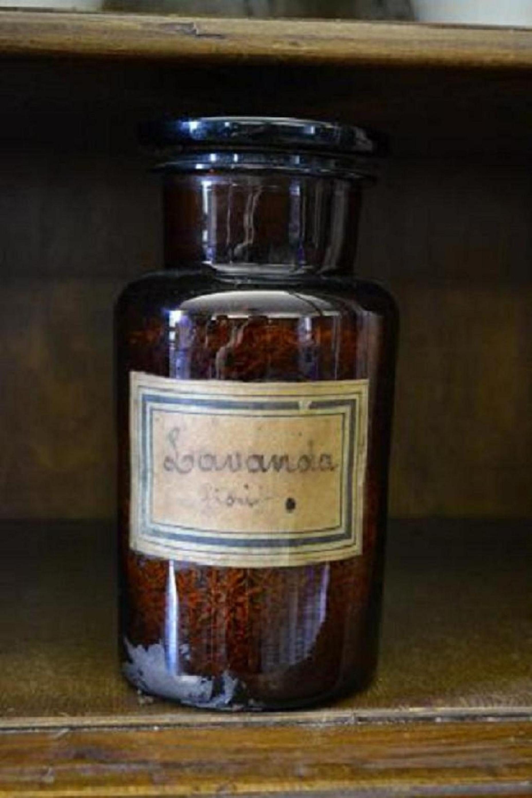 Casamari's pharmacy, Frosinone (6).JPG